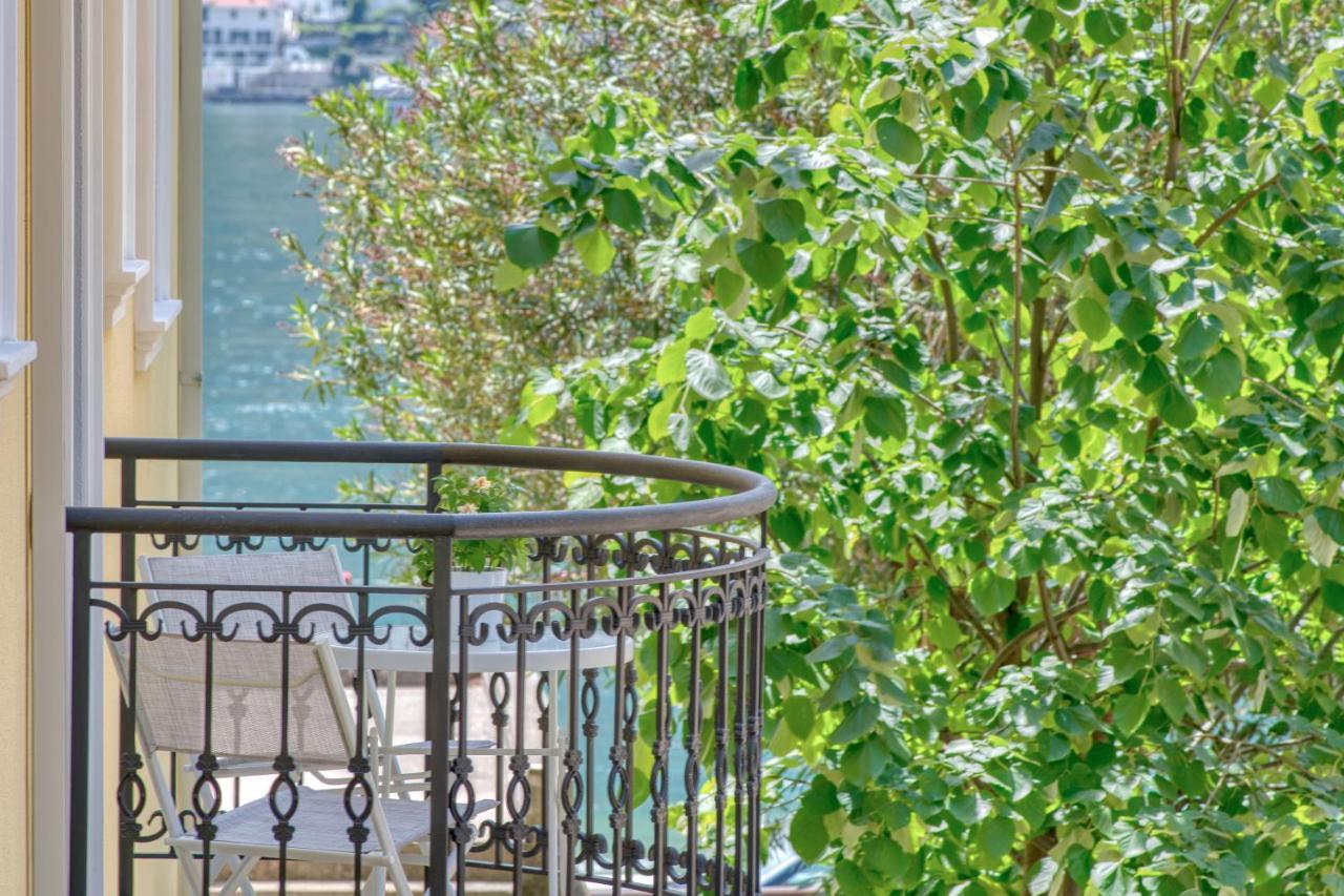The Golden Luxury Apartments كوتور المظهر الخارجي الصورة
