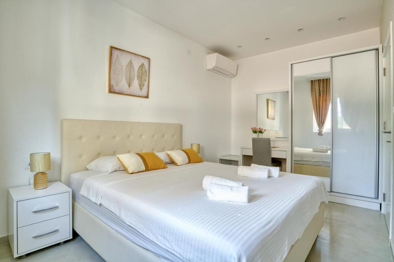 The Golden Luxury Apartments كوتور المظهر الخارجي الصورة