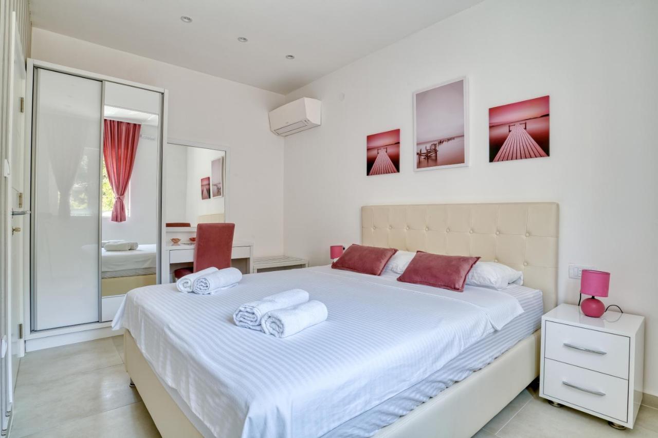 The Golden Luxury Apartments كوتور المظهر الخارجي الصورة