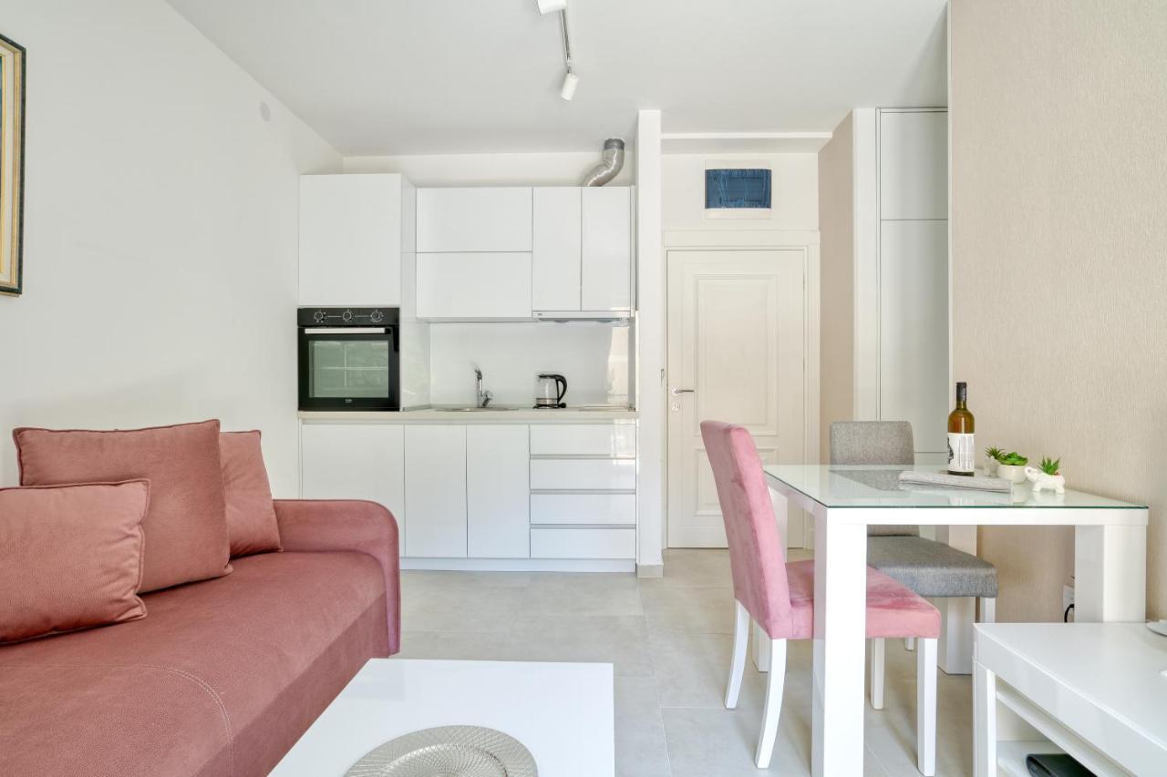 The Golden Luxury Apartments كوتور المظهر الخارجي الصورة