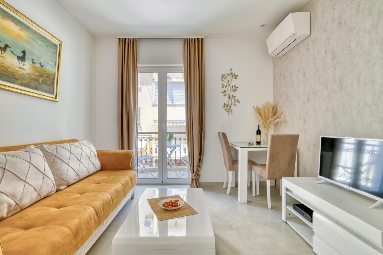 The Golden Luxury Apartments كوتور المظهر الخارجي الصورة