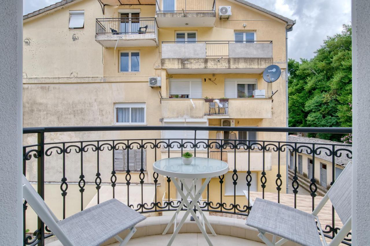 The Golden Luxury Apartments كوتور المظهر الخارجي الصورة