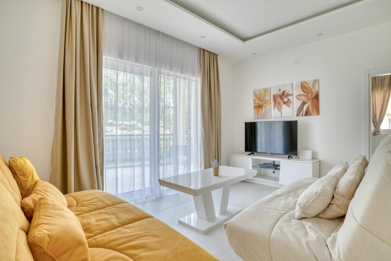 The Golden Luxury Apartments كوتور المظهر الخارجي الصورة