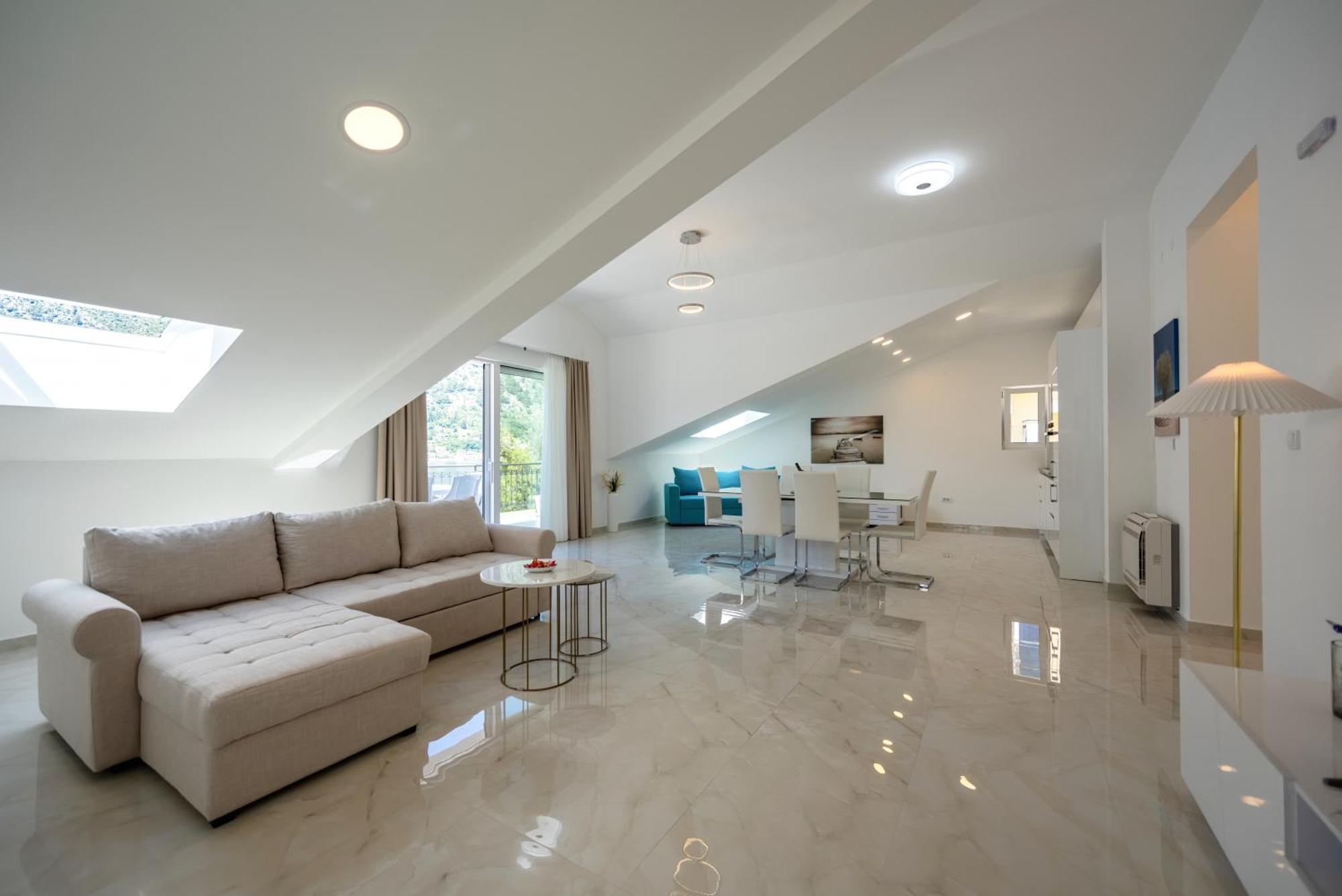 The Golden Luxury Apartments كوتور المظهر الخارجي الصورة